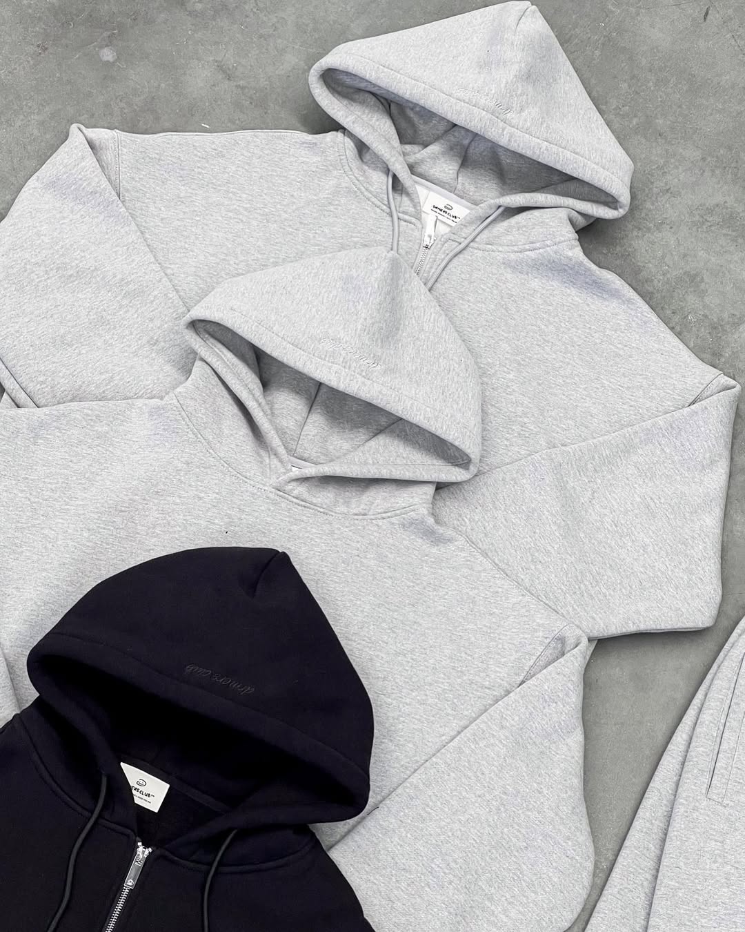 Le pantalon de survêtement polaire essentiel