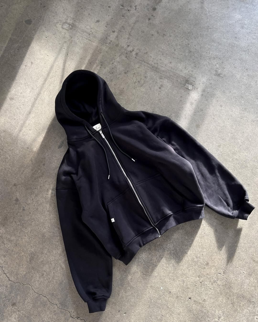 Le pantalon de survêtement polaire essentiel